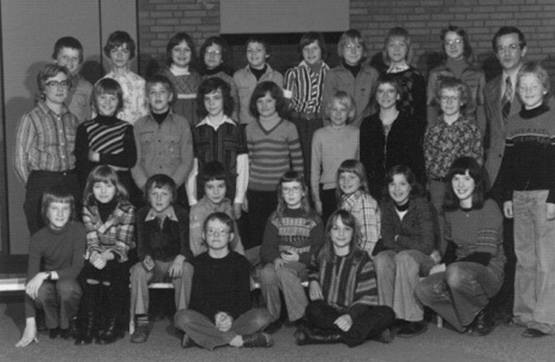 Leerlingen van de 6e klas in 1977