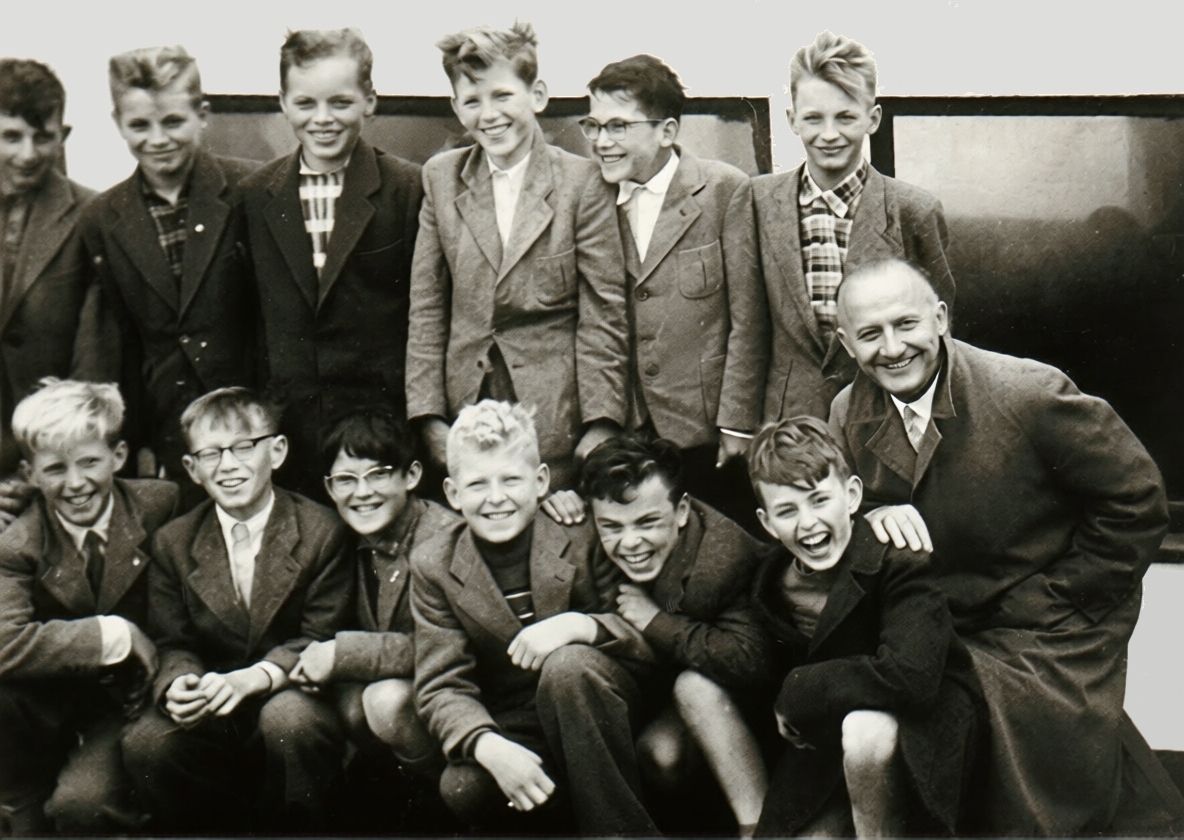 De zesde klas van de Oirlose jongensschool in 1958